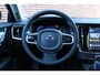 Volvo V90 T6 Automaat AWD Ultimate Bright | Panoramadak | All-Season banden | 360 Graden Camera | Standkachel | Head-Up Display | Verwarmbare Voor- en Achterstoelen | Harman Kardon Audiosysteem | Apple Carplay | Google Infotainment