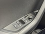 Skoda Karoq 1.0 TSI Style Business | Trekhaak | Achteruitrij camera | Apple Carplay/Android Auto | Airco Autom. | Voorstoelen verwarmd | Cruise control | Keyless Entry- Start | Parkeersensoren | Draadloze telefoonlader |