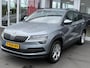 Skoda Karoq 1.0 TSI Style Business | Trekhaak | Achteruitrij camera | Apple Carplay/Android Auto | Airco Autom. | Voorstoelen verwarmd | Cruise control | Keyless Entry- Start | Parkeersensoren | Draadloze telefoonlader |