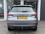Skoda Karoq 1.0 TSI Style Business | Trekhaak | Achteruitrij camera | Apple Carplay/Android Auto | Airco Autom. | Voorstoelen verwarmd | Cruise control | Keyless Entry- Start | Parkeersensoren | Draadloze telefoonlader |