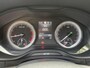 Skoda Karoq 1.0 TSI Style Business | Trekhaak | Achteruitrij camera | Apple Carplay/Android Auto | Airco Autom. | Voorstoelen verwarmd | Cruise control | Keyless Entry- Start | Parkeersensoren | Draadloze telefoonlader |