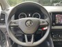 Skoda Karoq 1.0 TSI Style Business | Trekhaak | Achteruitrij camera | Apple Carplay/Android Auto | Airco Autom. | Voorstoelen verwarmd | Cruise control | Keyless Entry- Start | Parkeersensoren | Draadloze telefoonlader |