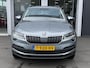 Skoda Karoq 1.0 TSI Style Business | Trekhaak | Achteruitrij camera | Apple Carplay/Android Auto | Airco Autom. | Voorstoelen verwarmd | Cruise control | Keyless Entry- Start | Parkeersensoren | Draadloze telefoonlader |