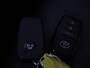 Toyota Corolla Cross Hybrid 140 Style | Panoramisch dak | Premium Pack | All-season banden | Trekhaak | Treeplanken |
