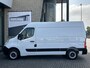 Renault Master T33 2.3 dCi L2H2*3-PERS*CAMERA*HAAK*2500KG.TRGW*