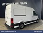 Volkswagen Crafter 2.0 TDI 140 pk L3H3 L2H2 Euro6 Airco | Camera | Navigatie | Apple Carplay | Massagestoel Android Auto, Parkeersensoren, 3000kg trekvermogen