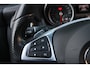 Mercedes-Benz CLA Shooting Brake 200 White-Art Edition I AUT. I AMG I PANO.DAK I NAVI I CAMERA