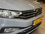 Volkswagen Passat Variant 1.5 150pk TSI Business | Parkeersensor voor en achter | Navigatiesysteem | Voorstoelen verwarmbaar