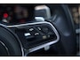 Porsche Macan 2.0 | Panoramadak | Bose | Luchtvering | PASM | Memory Seats | Camera | Leder Dashboard | Stuurverwarming | Stoelverwarming | Elektrische Achterklep | Navigatie |