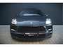 Porsche Macan 2.0 | Panoramadak | Bose | Luchtvering | PASM | Memory Seats | Camera | Leder Dashboard | Stuurverwarming | Stoelverwarming | Elektrische Achterklep | Navigatie |