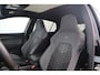 Volkswagen Golf 1.5 eTSI R-Line 150PK DSG Automaat Panoramadak 18 inch Virtual Cockpit Harman Kardon Sfeerverlichting Navigatie Carplay Android Adaptive Cruise Lane Assist Parkeersensors