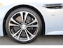 Aston Martin V12 Vantage S 5.9 | MINT CONDITION | KERAMISCHE REMMEN | MAKO BLUE | VOLLEDIG INTERIEUR & EXTERIEUR CARBON PACK | FULL SERVICE VIA KROYMANS ASTON MARTIN