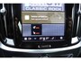 Volvo V60 B3 AUT7 163PK Plus Dark | Harman Kardon Audio | 360 Graden Camera | Verwarmbare Voorstoelen | Adaptieve Cruise Control | Verwarmbare Achterbank | Verwarmbare Voorruit | Navigatiesysteem | Parkeersensoren | Adaptieve Koplampen | Rijstrooksensor Met Correctie |