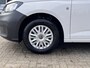 Volkswagen Caddy Cargo 2.0 TDI Airco Cruise controle Trekhaak 1400kg trekgewicht Apple carplay Navigatiesysteem Parkeerhulp achter Schuifdeur Betimmering in laadruimte 1e Eigenaar Euro 6