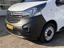 Opel Vivaro 1.6 CDTI L2H1 Airco Cruise controle Kastinrichting Trekhaak 2000kg trekgewicht Bluetooth telefoon voorbereiding Schuifdeur 3-Persoons 1e eigenaar Euro 6