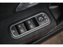 Mercedes-Benz A-klasse 180 AMG Night Pakket Automaat Panoramadak Sfeerverlichting Keyless Half Leder Full LED 18 inch Widescreen Navigatie Camera Stoelverwarming