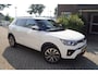 SsangYong Tivoli 1.5 T-GDI 2WD Quartz 163PK Navi Camera Half Leder Stoel/Stuur Verw Clima Cruise Apple Carplay 2x PDC LMV18 Trekh