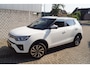 SsangYong Tivoli 1.5 T-GDI 2WD Quartz 163PK Navi Camera Half Leder Stoel/Stuur Verw Clima Cruise Apple Carplay 2x PDC LMV18 Trekh