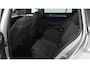 Volkswagen Passat Variant 1.4 TSI PHEV 218pk GTE Business DSG / Panoramadak / Head-up Display / Camera / Stoelverwarming