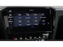 Volkswagen Passat Variant 1.4 TSI PHEV 218pk GTE Business DSG / Panoramadak / Head-up Display / Camera / Stoelverwarming