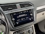 Volkswagen Tiguan 1.5 TSI ACT AUT7 HIGHLINE 2X R-LINE. DESIGNO-INT NAVI DIGI-DASH PARKPILOT APPLE-CARPLAY 20 INCH-LMV PDC