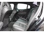 Volvo S60 T4 Automaat R-Design | Trekhaak | Volvo On Call | Elek. Stoel | Privacyglas