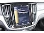 Volvo S60 T4 Automaat R-Design | Trekhaak | Volvo On Call | Elek. Stoel | Privacyglas