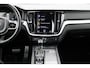 Volvo S60 T4 Automaat R-Design | Trekhaak | Volvo On Call | Elek. Stoel | Privacyglas