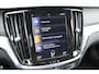 Volvo S60 T4 Automaat R-Design | Trekhaak | Volvo On Call | Elek. Stoel | Privacyglas