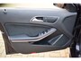 Mercedes-Benz A-klasse 180 Prestige AMG Lichtmetaal velgen