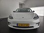 Tesla Model 3 BLACKSTYLE PANODAK STD RANGE RWD PLUS 60 kWH LEDER.NAVI.CAMERA.AUTOPILOT, STOELVERWARMING EN NOG VEEL MEER!