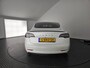 Tesla Model 3 BLACKSTYLE PANODAK STD RANGE RWD PLUS 60 kWH LEDER.NAVI.CAMERA.AUTOPILOT, STOELVERWARMING EN NOG VEEL MEER!