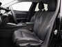 Peugeot 308 1.6 Plug-in Hybrid 180 Allure Peugeot 308 1.6 HYbrid 180 Allure | Climate-Control | Navigatie | Half-Leder | Cruise-Control |