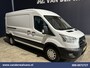 Ford Transit 2.0 TDCI 131pk L3H2 Euro6 Airco | Camera | Navigatie | Apple Carplay | LED | Cruisecontrol Parkeersensoren, Stoelverwarming, Verwarmde voorruit, Bijrijdersbank, 2500kg trekvermogen