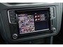 Volkswagen Caddy 2.0 TDI L1H1 BMT Highline 102PK / 75kW, Navigatie, bumpers in kleur, dichte scheidingswand met ruit, betonplex laad vloer, zijwand bekleding, trekhaak, NL auto dealer onderhouden
