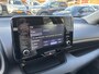 Toyota Yaris 1.5 Hybrid Dynamic | 1e Eigenaar | Nieuw Geleverd & Onderhouden  | Parkeersensoren achter | LM Velgen | Apple Carplay/Android Auto | Achteruitrij camera | Keyless |