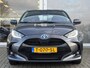 Toyota Yaris 1.5 Hybrid Dynamic | 1e Eigenaar | Nieuw Geleverd & Onderhouden  | Parkeersensoren achter | LM Velgen | Apple Carplay/Android Auto | Achteruitrij camera | Keyless |