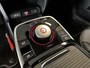 Kia Niro DynamicLine 64 kWh Stoel/Stuurverwarming ,Parkeersensoren achter ,Keyless entry- & start ,Achteruitrij camera ,Apple Carplay/Android Auto ,Adaptive cruise control, 3 fase