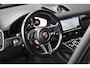 Porsche Cayenne 3.0 E-Hybrid 462pk | Panoramadak | Matrix PDLS+  | Sport Chrono | Trekhaak wegkl. | Bose | Luchtvering | Soft Close | Orig. NL |