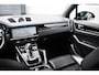 Porsche Cayenne 3.0 E-Hybrid 462pk | Panoramadak | Matrix PDLS+  | Sport Chrono | Trekhaak wegkl. | Bose | Luchtvering | Soft Close | Orig. NL |