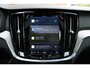 Volvo V60 T6 Automaat Recharge AWD Plus Bright | Panoramadak | Styling Kit met uitlaatstukken | Adaptieve Cruise Control met Pilot Assist | Premium audio by Harman Kardon | Elektrische voorstoelen met geheugen | Verwarmbare voorstoelen + stuurwiel | Keyless Entry | 360 graden camera | Apple CarPlay | 19'' Lichtmetalen wielen