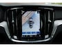 Volvo V60 T6 Automaat Recharge AWD Plus Bright | Adaptieve Cruise Control met Pilot Assist | Premium audio by Harman Kardon | Panoramisch schuif-/kanteldak | Elektrische voorstoelen met geheugen | Verwarmbare voorstoelen + stuurwiel | Keyless Entry | 360 graden camera | Apple CarPlay | 19'' Lichtmetalen wielen