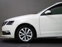Skoda Octavia Combi 1.0 TSI Greentech Ambition Business (APPLE CARPLAY/ANDROID AUTO, NAVIGATIESYSTEEM, CRUISE CONTROL, LM-VELGEN)