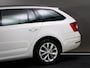 Skoda Octavia Combi 1.0 TSI Greentech Ambition Business (APPLE CARPLAY/ANDROID AUTO, NAVIGATIESYSTEEM, CRUISE CONTROL, LM-VELGEN)