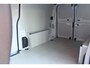 Peugeot e-Expert LONG (L3) 136PK 75 kWh 3-FASE | SCHUIFDEUREN LINKS EN RECHTS | NAVIGATIE 10" TOUCHSCREEN | ACHTERUITRIJ CAMERA | APPLE CARPLAY/ANDROID AUTO | PARKEERSENSOREN | CRUISE CONTROL | DAB+ RADIO | 3-ZITS | LAADRUIMTE PAKKET | PACK MODUWORK |
