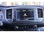 Peugeot e-Expert LONG (L3) 136PK 75 kWh 3-FASE | SCHUIFDEUREN LINKS EN RECHTS | NAVIGATIE 10" TOUCHSCREEN | ACHTERUITRIJ CAMERA | APPLE CARPLAY/ANDROID AUTO | PARKEERSENSOREN | CRUISE CONTROL | DAB+ RADIO | 3-ZITS | LAADRUIMTE PAKKET | PACK MODUWORK |