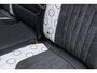 Land Rover Defender P400e - URBAN WIDETRACK Defender P400e S - URBAN WIDETRACK | Pano | Leder | Stuurverwarming | Stoelverwarming | Keyless entry