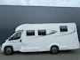 Forster TR 745 EB Forster T 745 EB | Hefbed | Aparte douche | Camera | Navi |