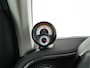 smart EQ Fortwo Comfort PLUS 18 kWh [ 3-Fase ] Aut. *PANO | FULL-LED | FULL-LEATHER | NAVI-FULLMAP | CAMERA | BRABUS-WHEELS | AMBIENT-LIGHT | AIRCO | PDC | CRUISE | DAB | CARPLAY | COMFORT-SEATS | 16''ALU*