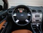 Ford Focus Coupé-Cabriolet 2.0 Limited | Clima | Cruise | Navi | Leer | 17 Inch | Pdc | Voorruitverwarming | Stoelverwarming